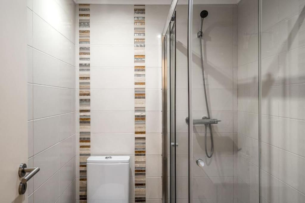 Charming Studio With Ac And Loft On Ground Floor Lissabon Buitenkant foto