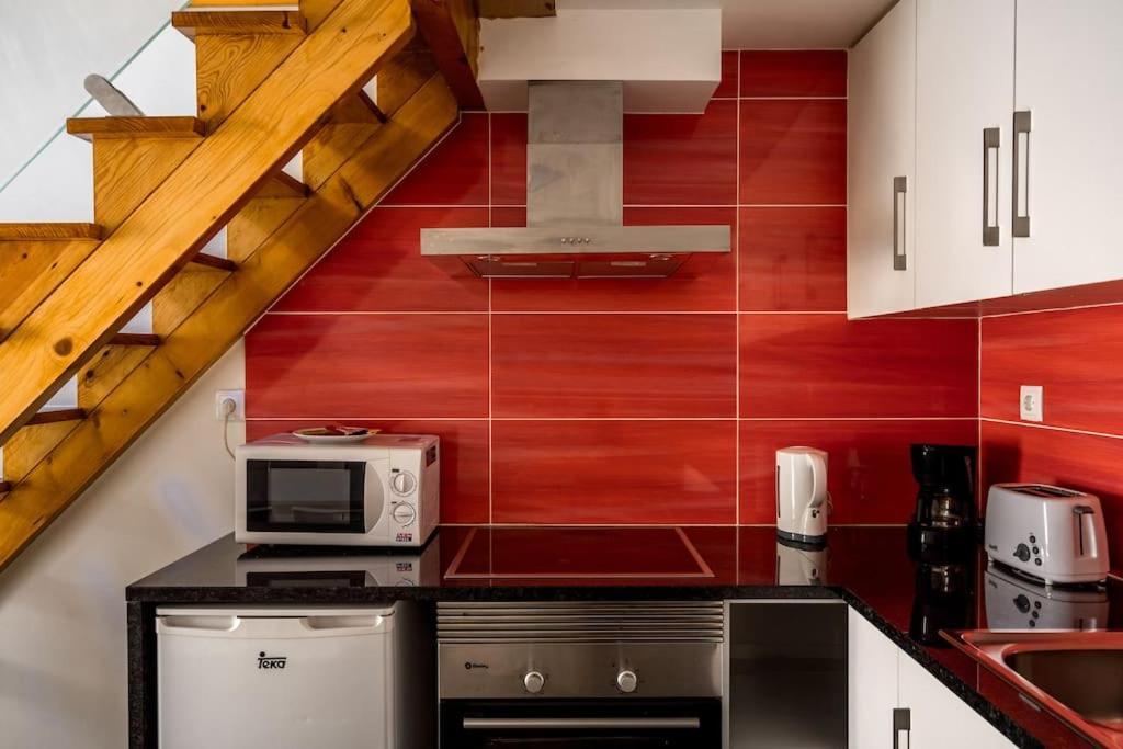 Charming Studio With Ac And Loft On Ground Floor Lissabon Buitenkant foto